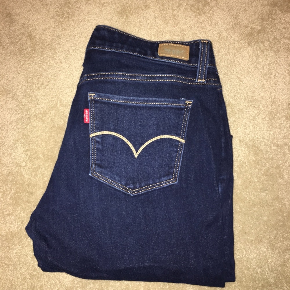 Juniors Levi Jeans (girls)